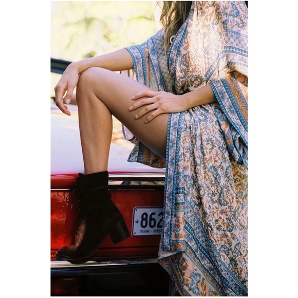 Bohemian gypsy Floral Print Belted Cut out Sleeve Kimono Cover up - Picture 3 of 6